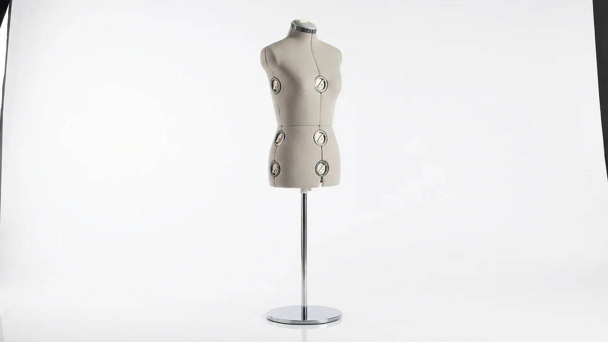 Dritz Adjustable Dress Form for clothing design